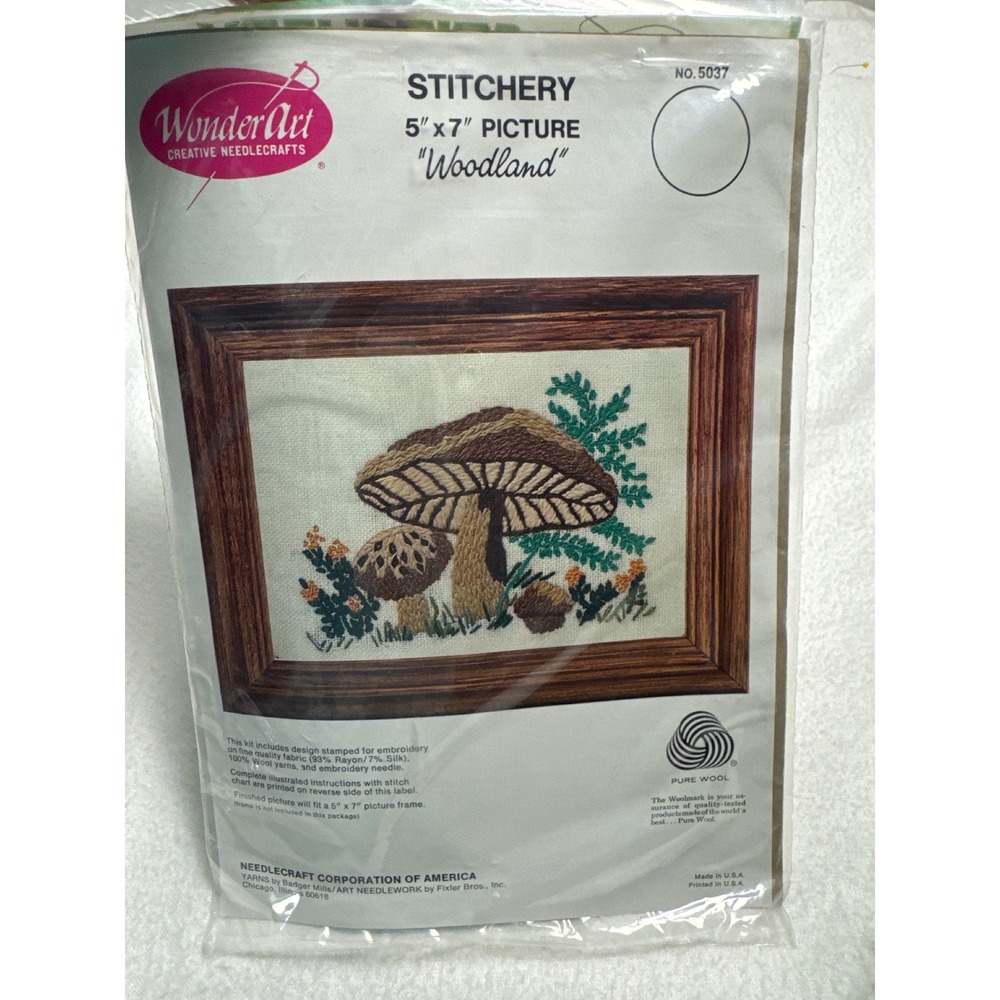 WonderArt Stitchery Kit 5x7 Brown Woodland Mushroom Stamped Embroidery 5037